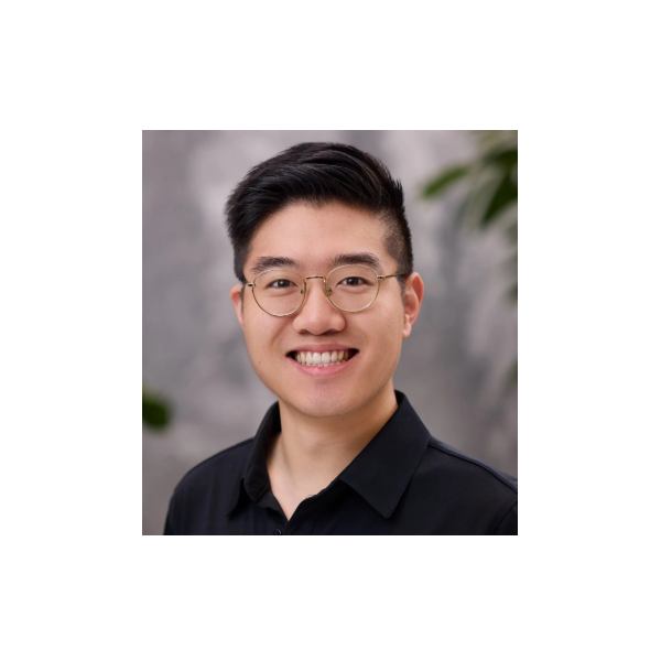 Ming Li, Business & Contract lawyer